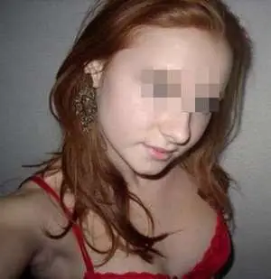 Je suis partante pour me faire démolir la chatte