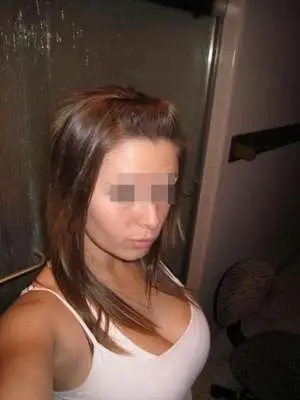 salope ayant envie d'une baise discrète