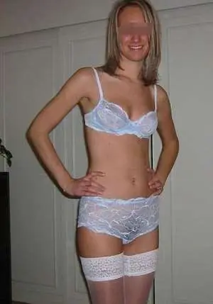 salope sexy adorant sucer sur Rennes