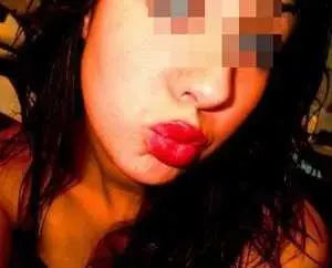 salope de Rennes voulant tailler une pipe et baiser