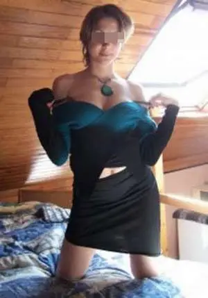 belle pute qui veut se faire baiser en levrette à Aix-en-Provence