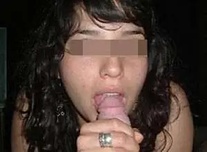 Je suis en manque de sexe et j'aimerai me faire baiser le vagin