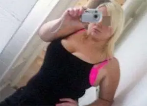 jeune femme veut rencontrer un homme chaud sur Amiens